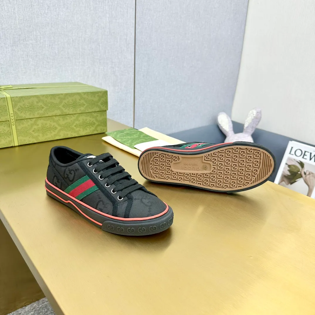 👟👟Ex-factory price 440👟👟 Women's Shoes Women's Clothing GUCCI 2020 latest classic model 1977 low-top double G canvas shoes, original purchase, 1:1 development, original lasting process. Size: 35-45/45. Customized items are non-returnable and must be paid first. . ...new version complete package...